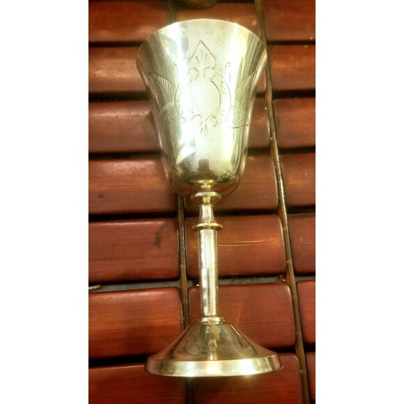 Vintage Silver Plated Metal Chalice w/ Hand Chiseled Floral Decor 2oz 5" High - Picture 2 of 6